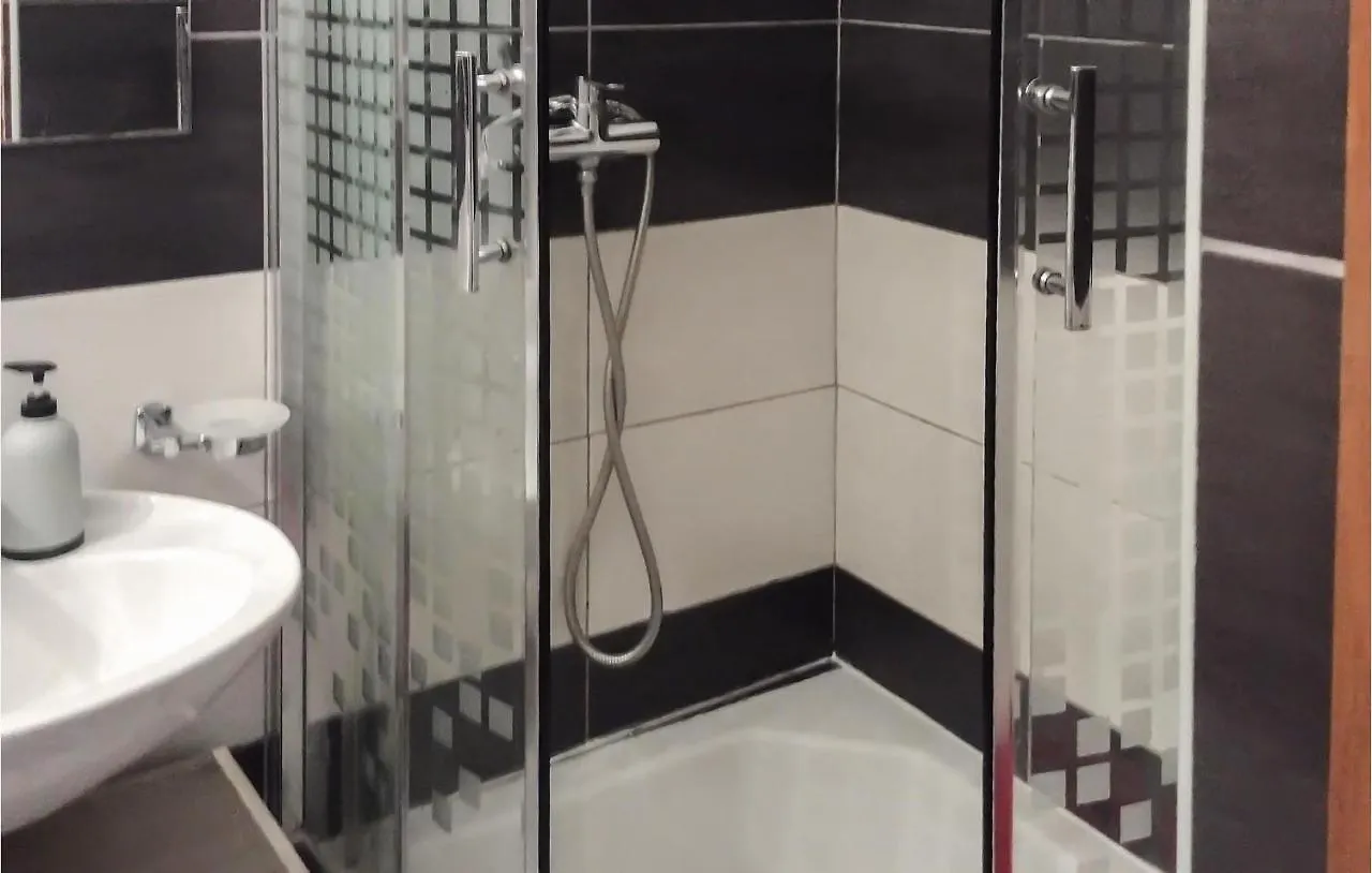 Beautiful Apartment In Cres With Wifi And 1 Bedrooms